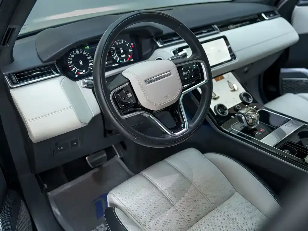 Land Rover Velar — фото 10
