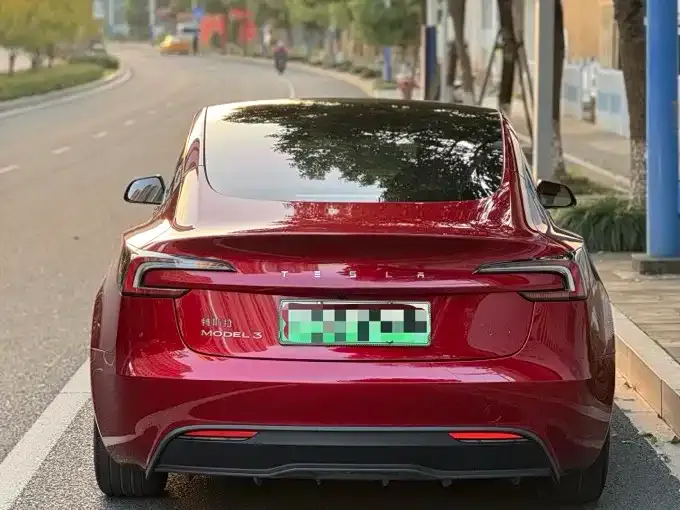 Tesla Model 3 2024 из CN, фото 3
