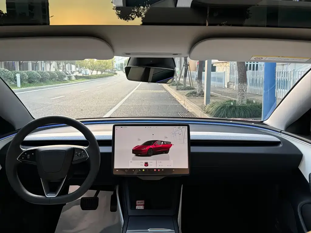 Tesla Model 3 2024 из CN, фото 5