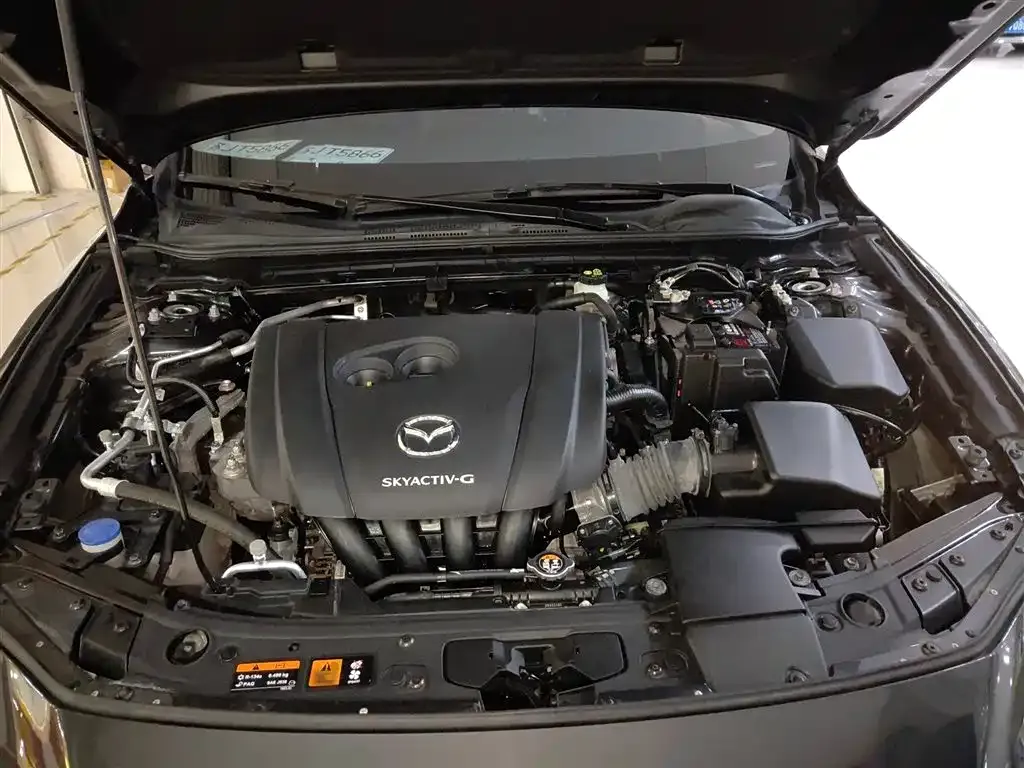 Mazda 3 Axela 2023 из CN, фото 10