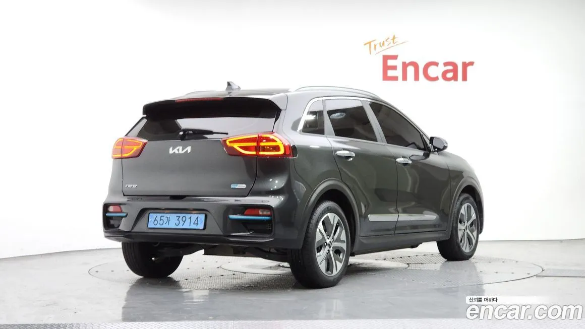 Kia Niro 2022 из KR, фото 2