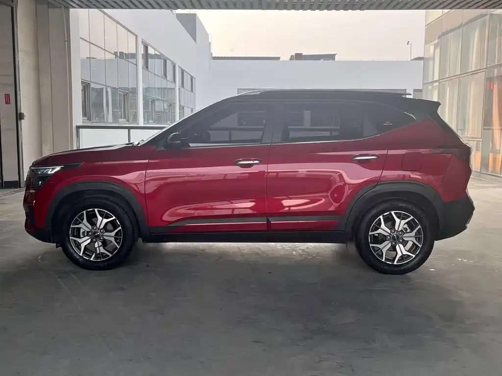 Kia KX3 2021 из CN, фото 4