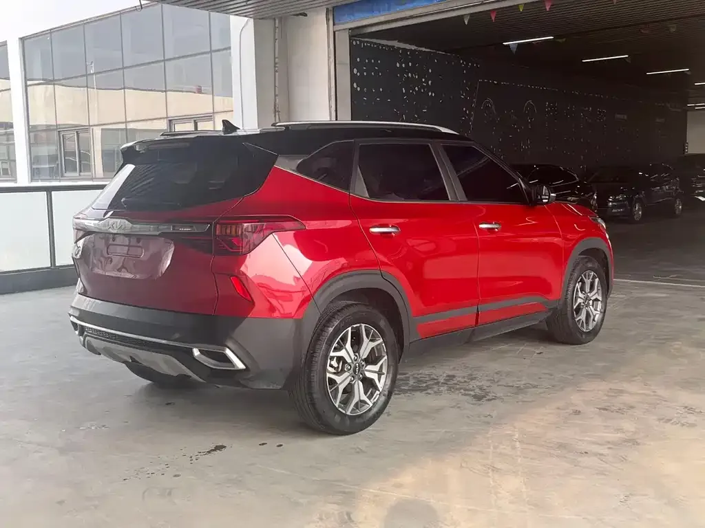 Kia KX3 2021 из CN, фото 7