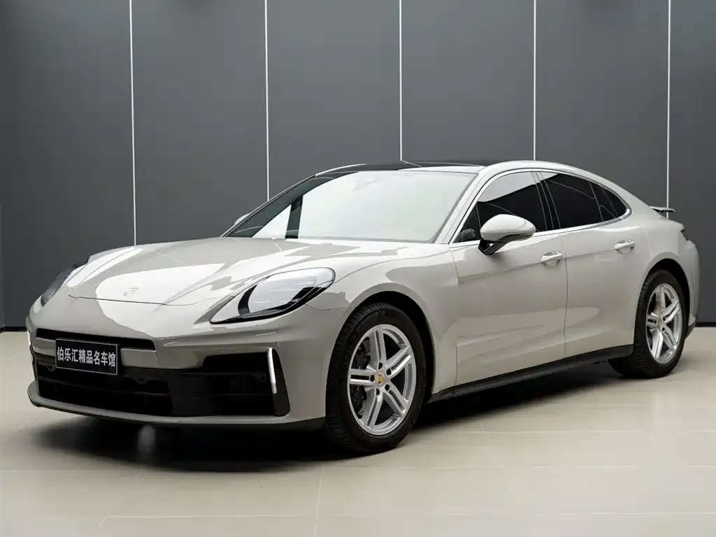 Porsche Panamera 2025 из CN, фото 2