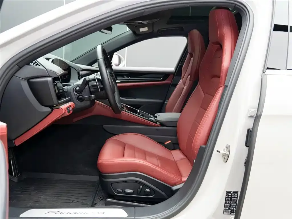 Porsche Panamera 2025 из CN, фото 9