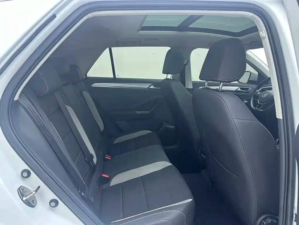 Volkswagen T-Roc 2021 из CN, фото 10