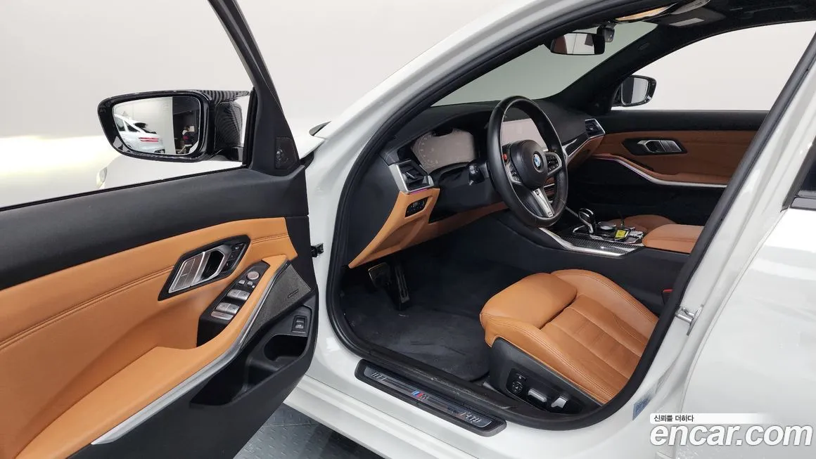 BMW 3-Series 2022 из KR, фото 10