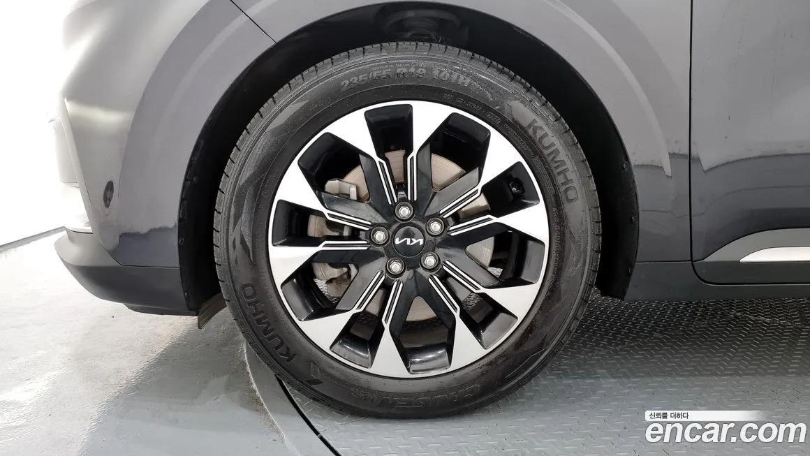 [object Object] Canival 2023 из KR, фото 5