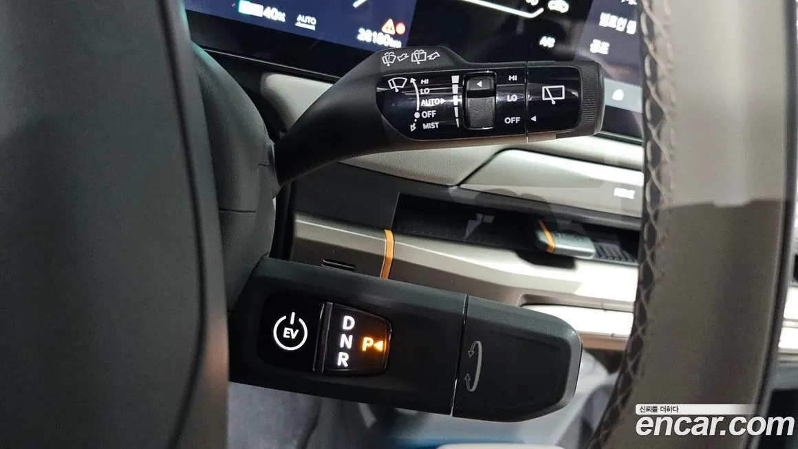 Kia EV3 — фото 9