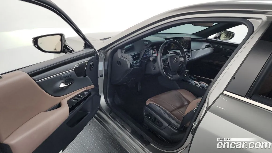 Lexus ES 2023 из KR, фото 10