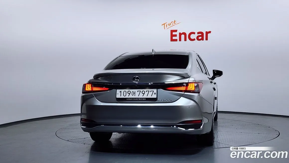 Lexus ES 2023 из KR, фото 4