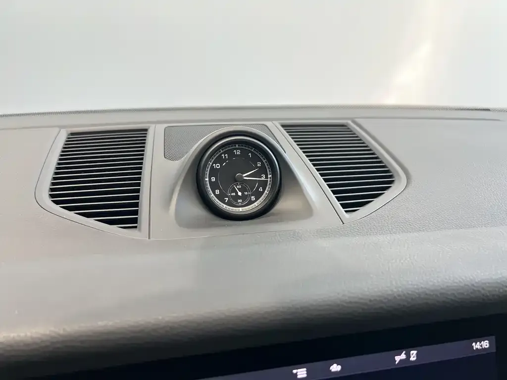 Porsche Macan 2022 из CN, фото 8