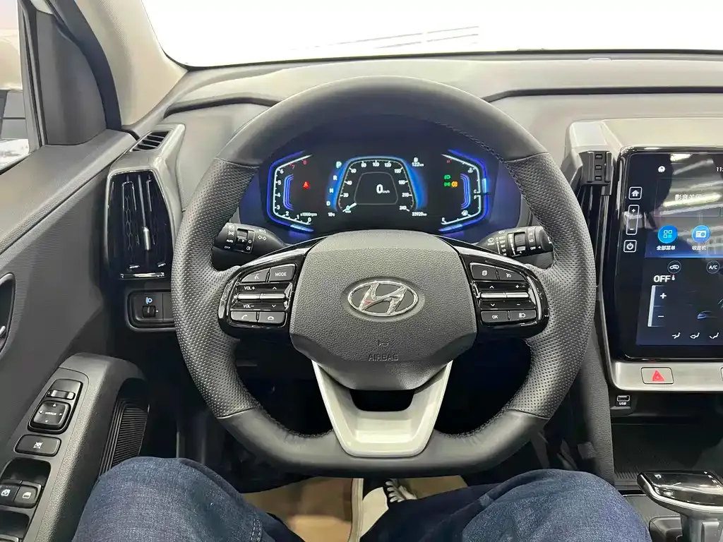 Hyundai ix35 — фото 10