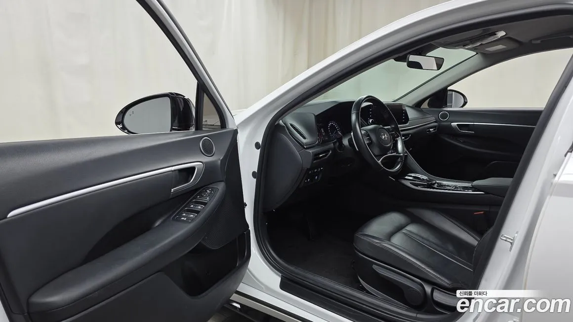Hyundai Sonata 2022 из KR, фото 10