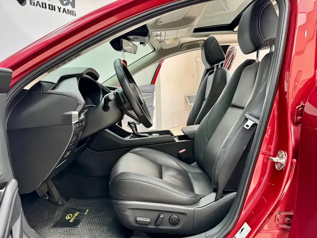 Mazda 3 Axela 2021 из CN, фото 5