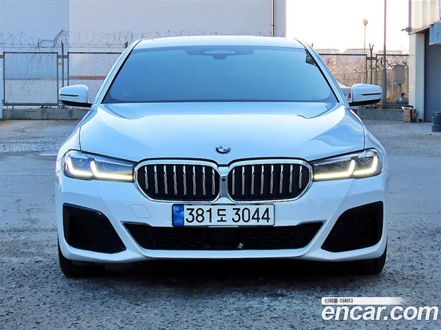 BMW 5-Series 2021 из KR, фото 1
