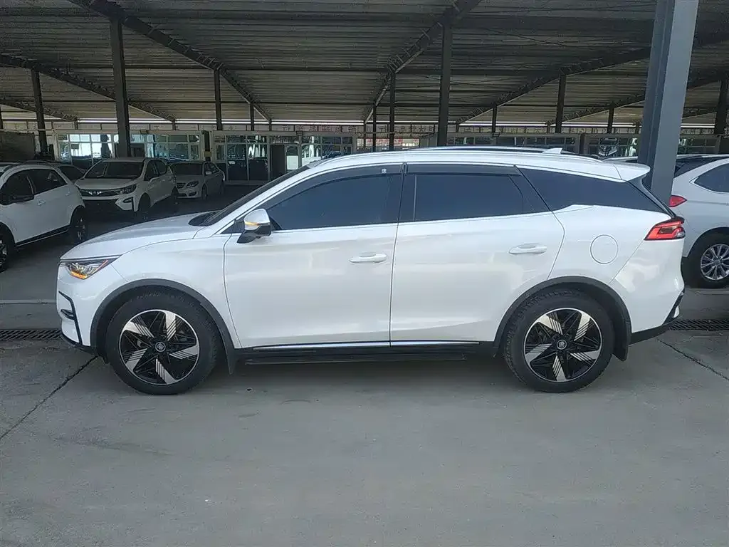 BYD Tang New Energy 2023 из CN, фото 5