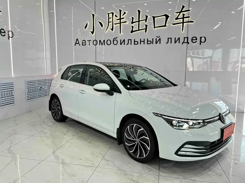 Volkswagen Golf 2022 из CN, фото 2