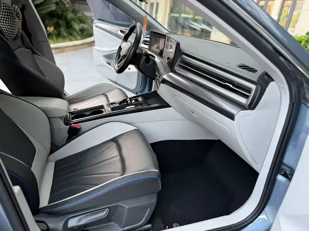 Volkswagen Lamando 2022 из CN, фото 7