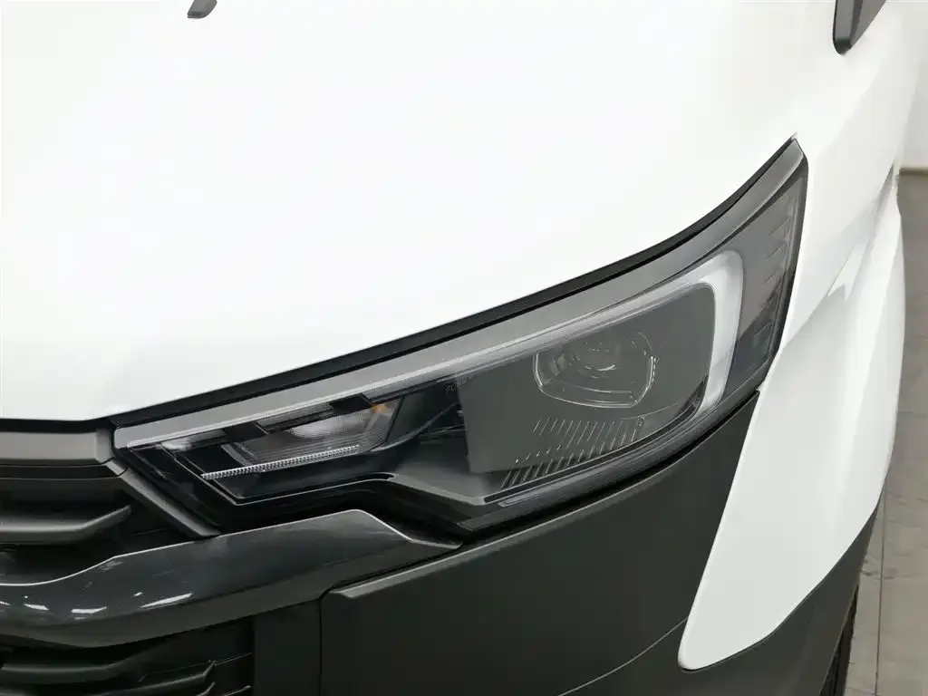Ford Transit 2024 из CN, фото 7