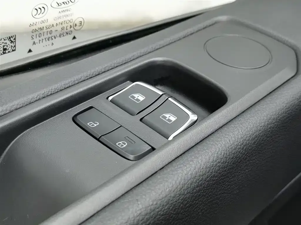 Ford Transit 2024 из CN, фото 9