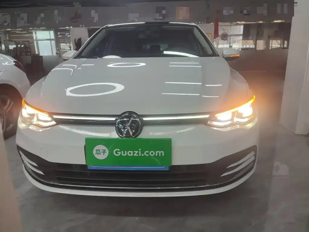 Volkswagen Golf 2022 из CN, фото 3
