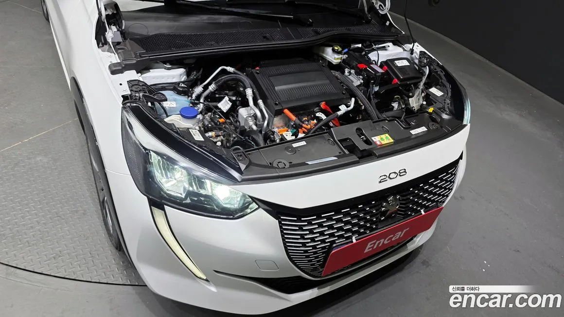 Peugeot 208 2022 из KR, фото 6