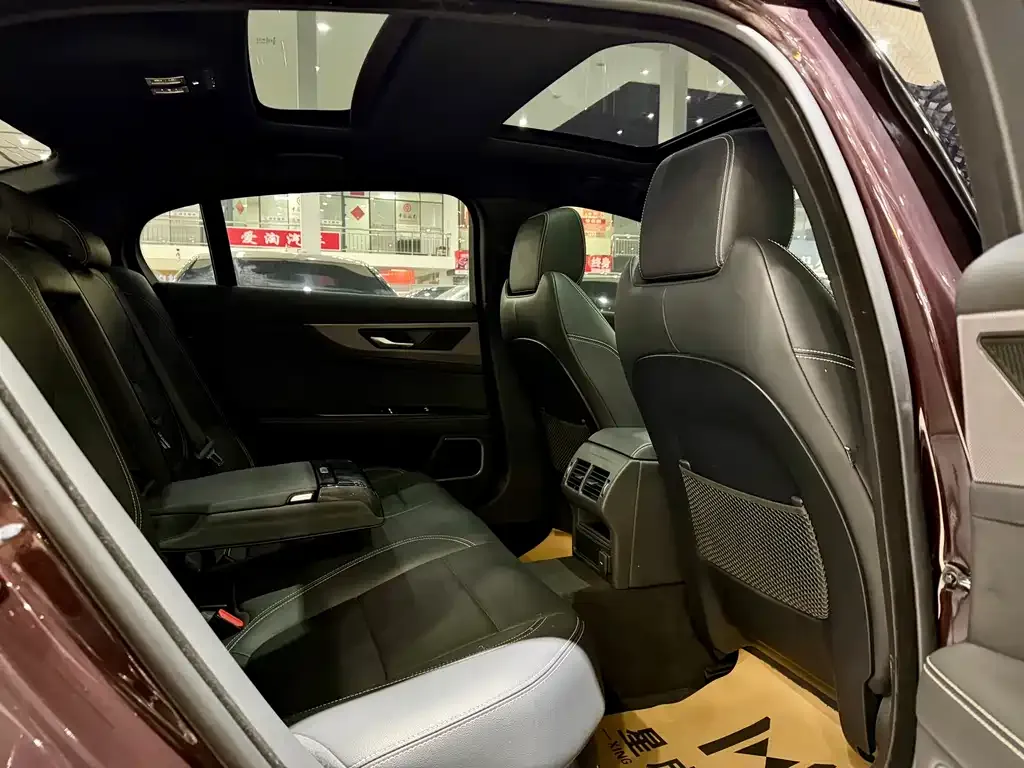 Jaguar XEL 2021 из CN, фото 10