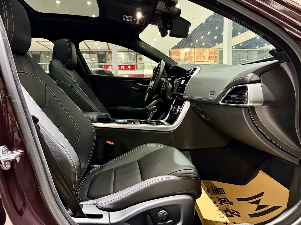 Jaguar XEL 2021 из CN, фото 6
