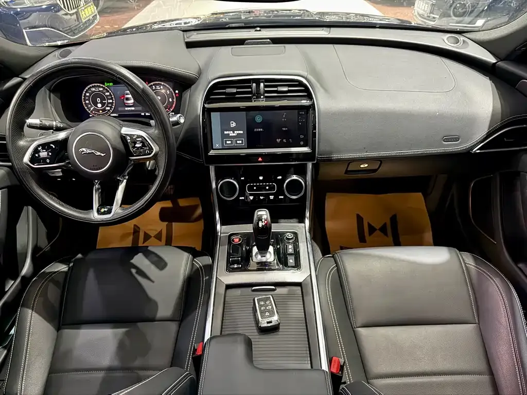 Jaguar XEL 2021 из CN, фото 7