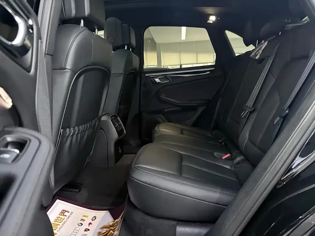 Porsche Macan 2023 из CN, фото 6
