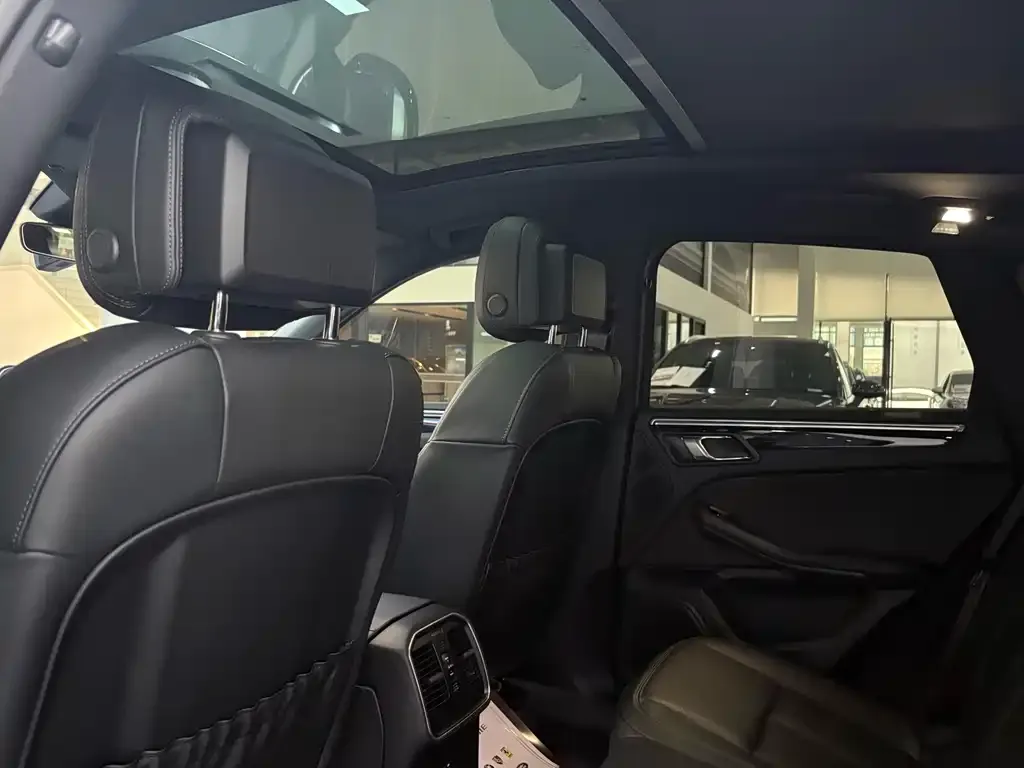 Porsche Macan 2023 из CN, фото 7