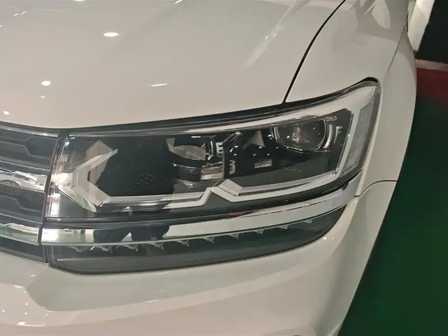 Volkswagen Tharu 2021 из CN, фото 5