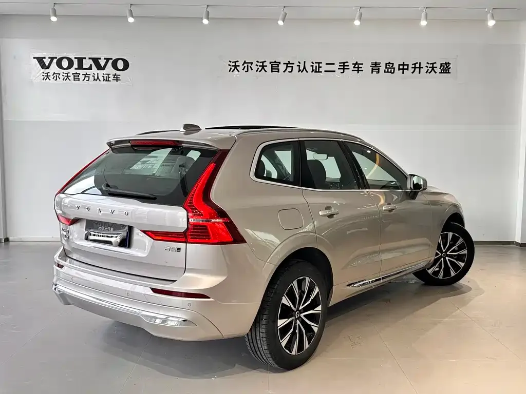 Volvo XC60 — фото 3