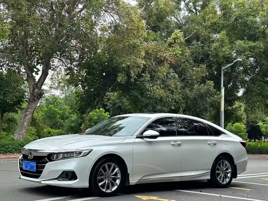 Honda Accord 2022 из CN, фото 2