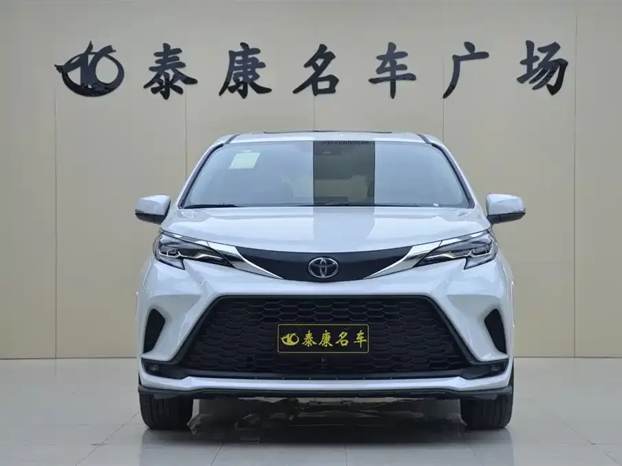 Toyota Granvia 2025 из CN, фото 2