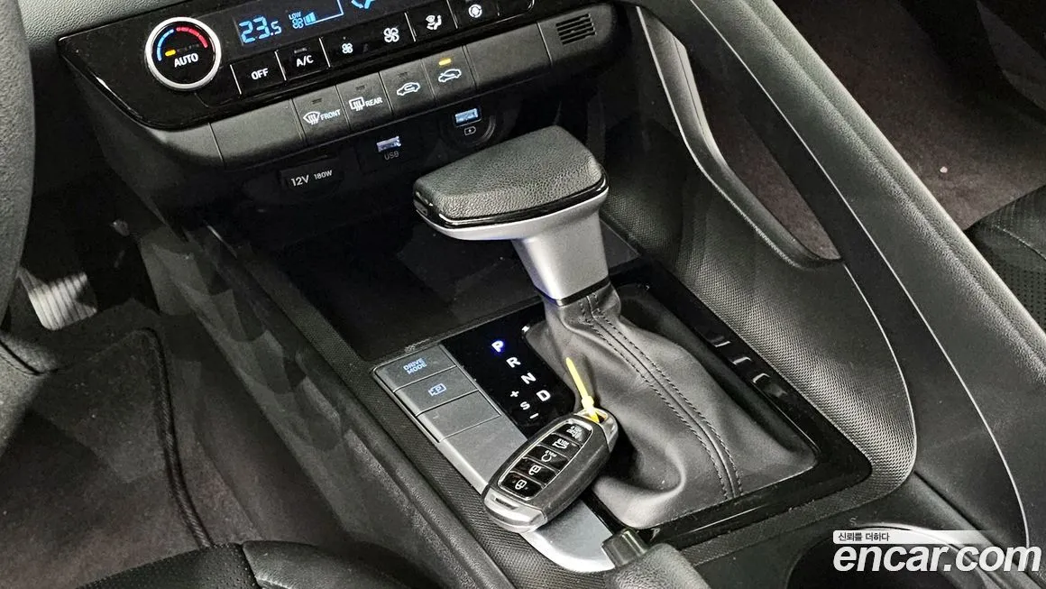 Hyundai AVANTE — фото 9
