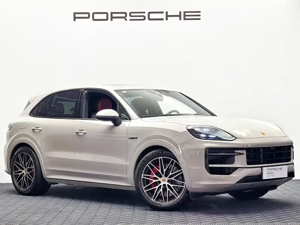 Porsche Cayenne Hybrid — фото 1