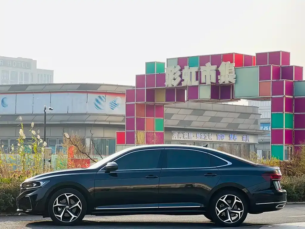 Volkswagen Passat 2023 из CN, фото 3