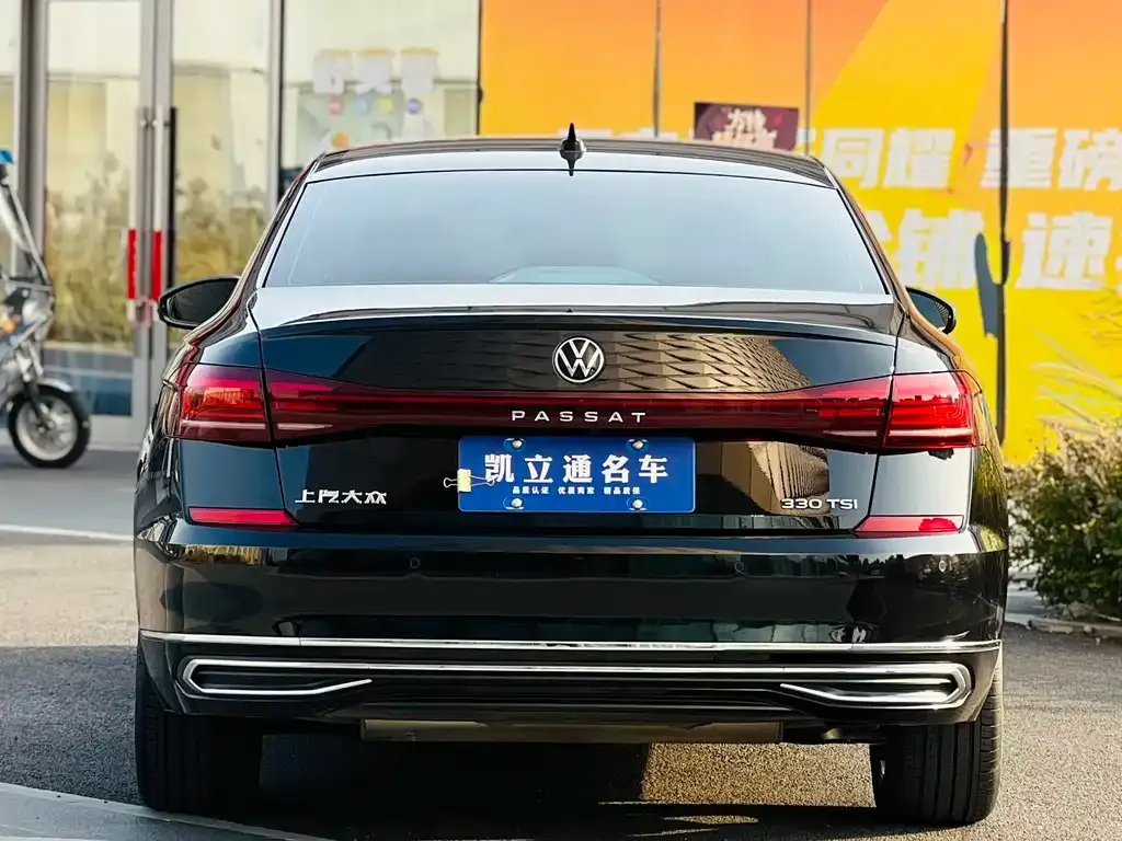 Volkswagen Passat 2023 из CN, фото 5
