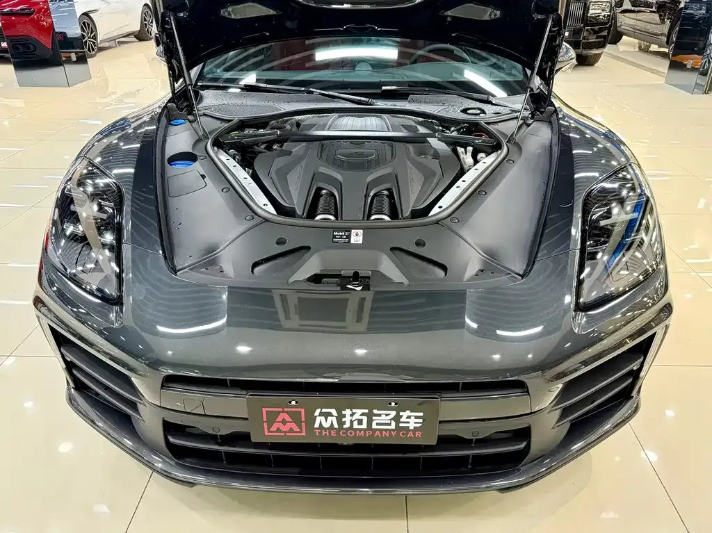 Porsche Panamera 2025 из CN, фото 10