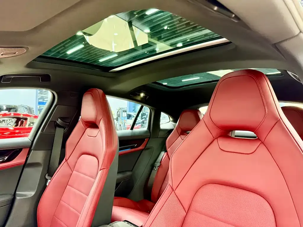 Porsche Panamera 2025 из CN, фото 5