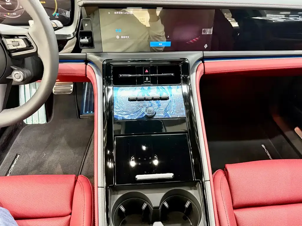 Porsche Panamera 2025 из CN, фото 9