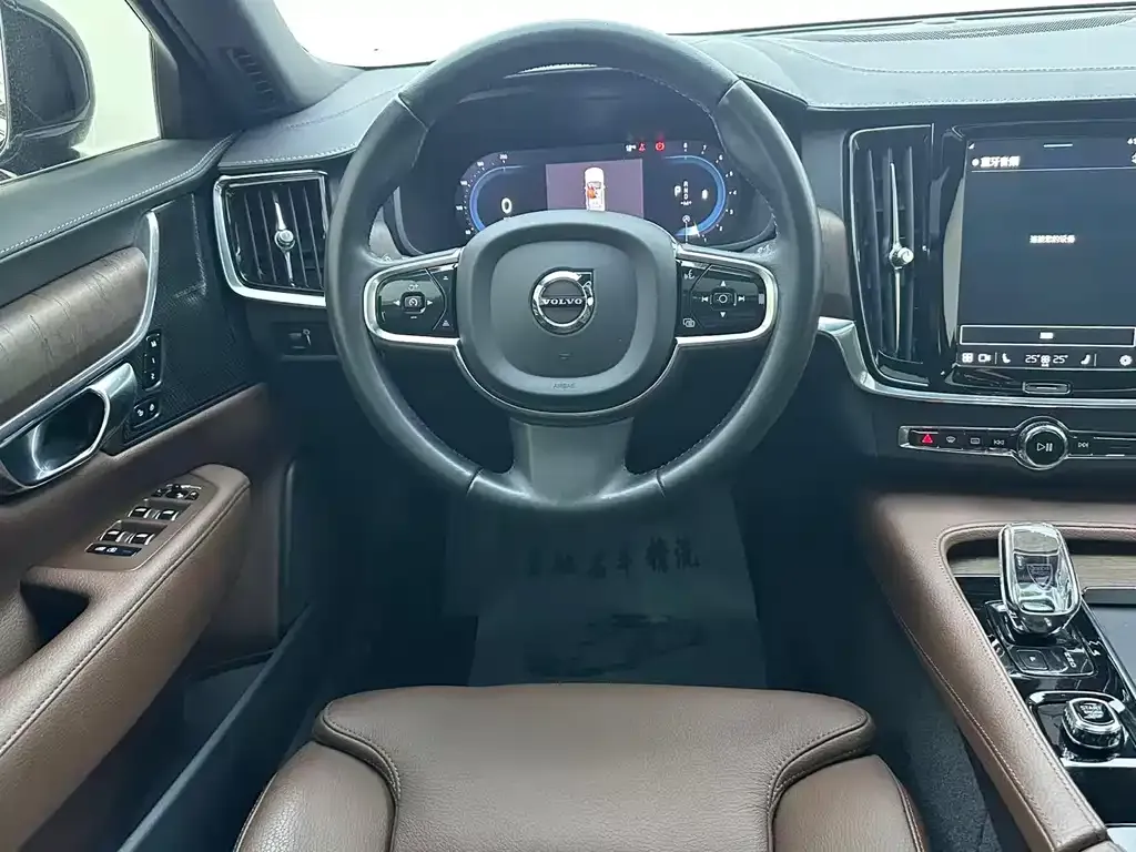 Volvo S90 2021 из CN, фото 5