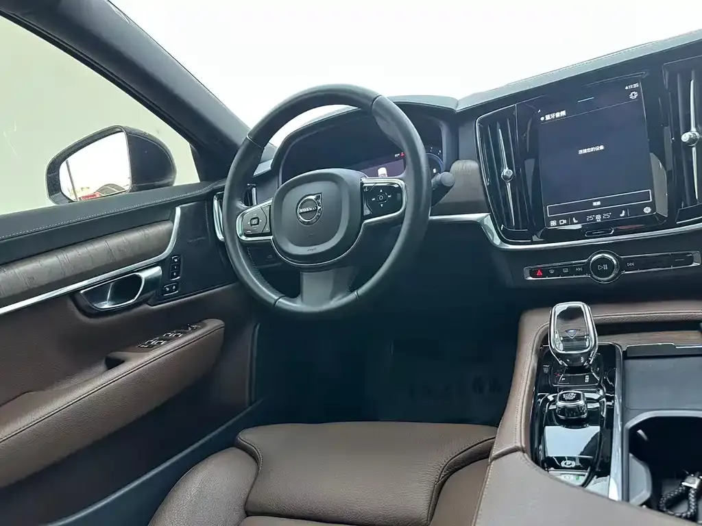 Volvo S90 2021 из CN, фото 6