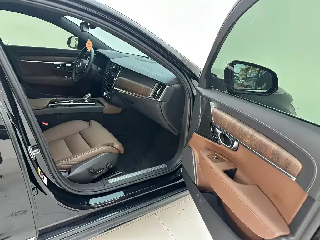 Volvo S90 2021 из CN, фото 9