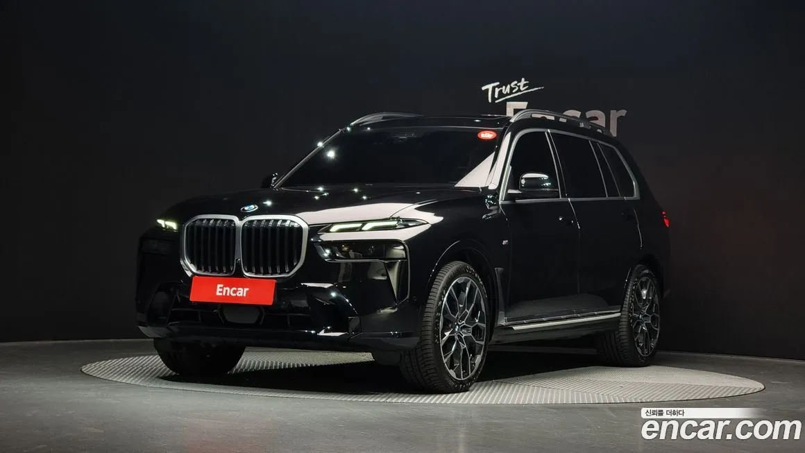 BMW X7 — фото 1