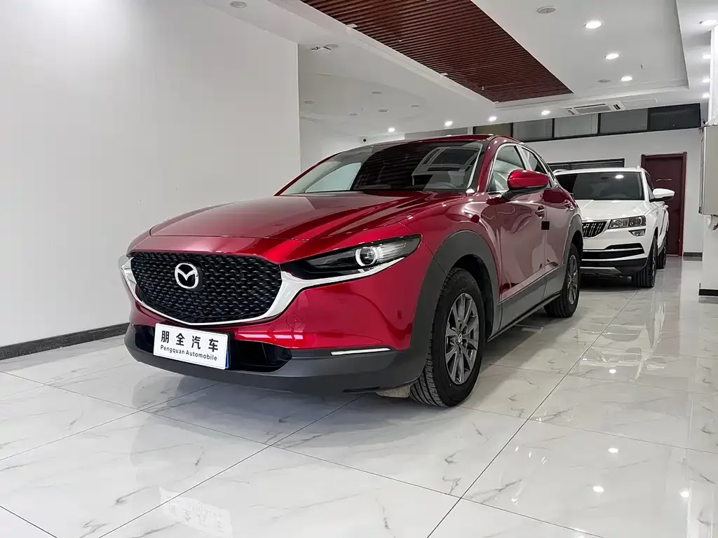Mazda CX-30 — фото 1