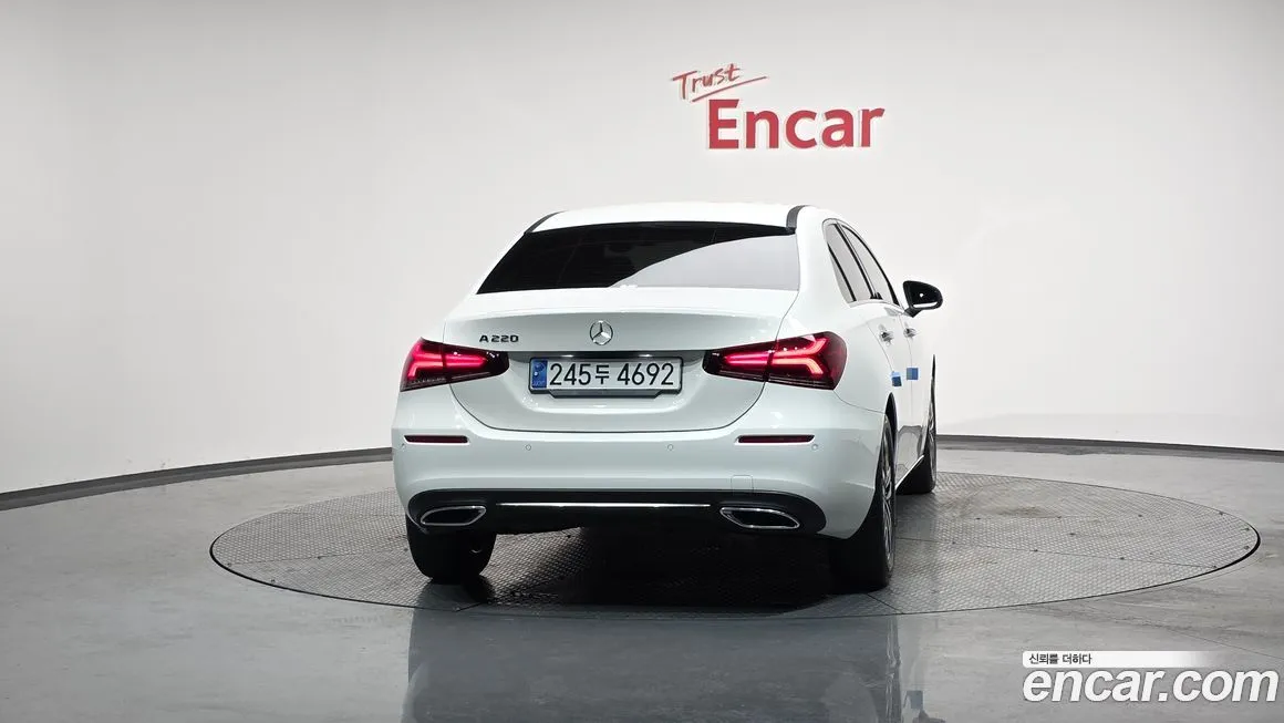 Mercedes-Benz A-Class — фото 4
