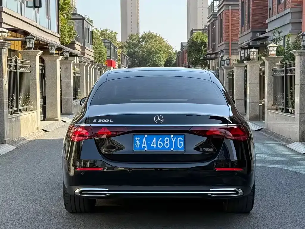 Mercedes-Benz E-Class 2025 из CN, фото 2